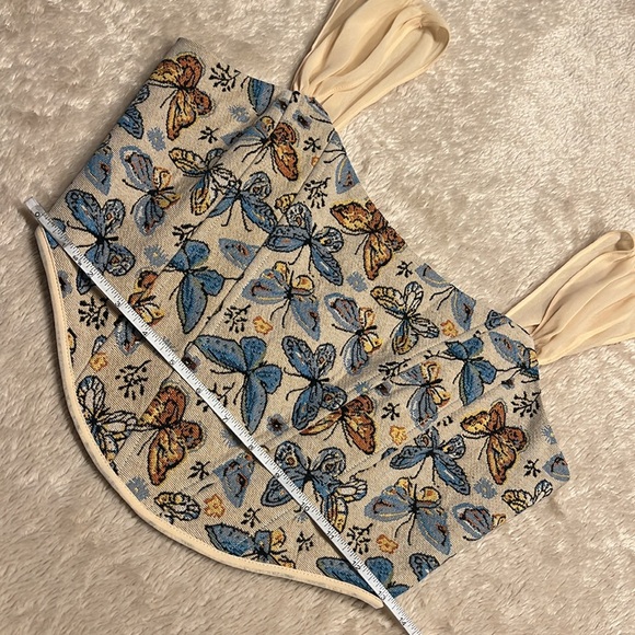 VICI Roam Free Butterfly Corset Crop Top - Picture 11 of 16